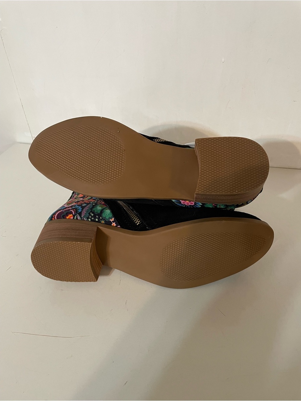 INKKAS Booties NWT - Picture 8 of 9